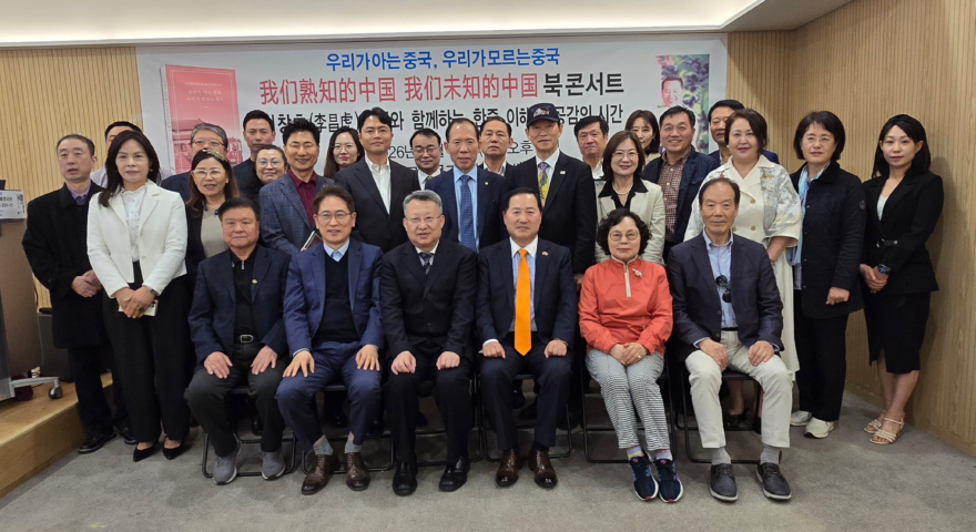 단체사진.jpg